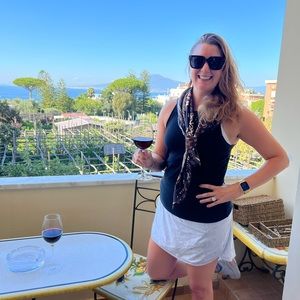 Meet your Posher, Ashley